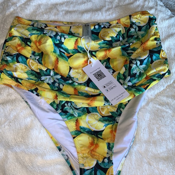 New bikini bottom - Picture 7 of 7